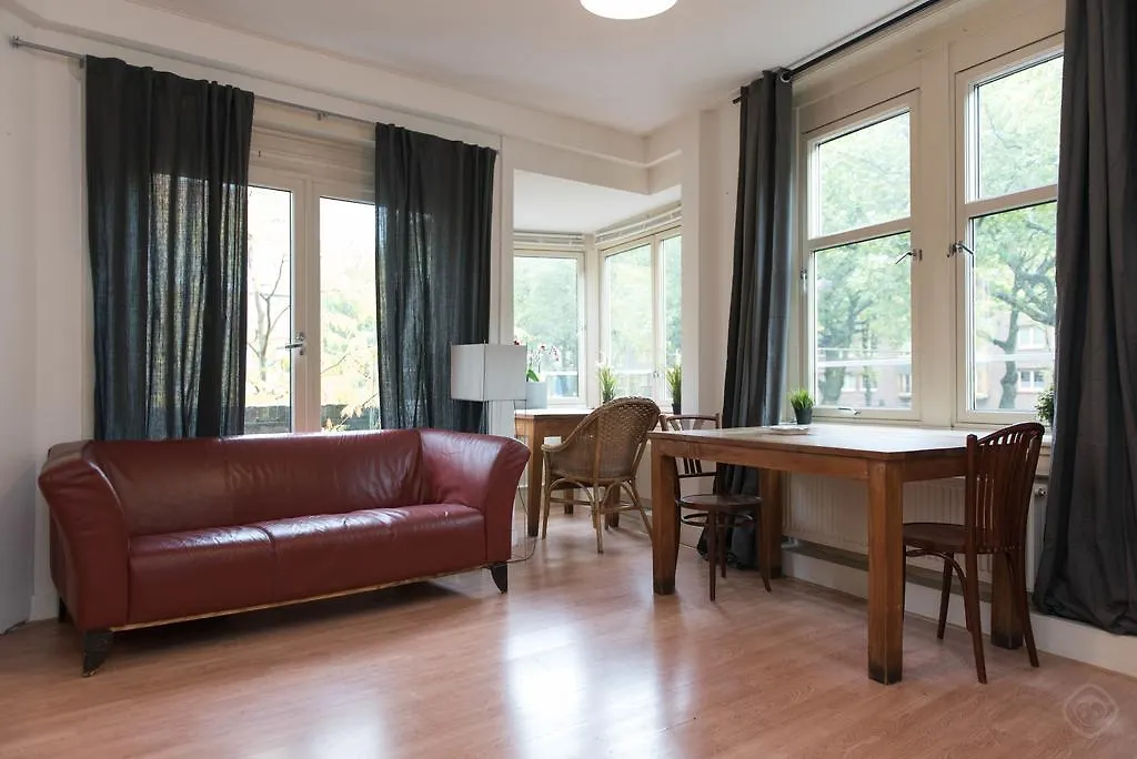 Bed & Breakfast Vondelparkmuseum Inn Amsterdam